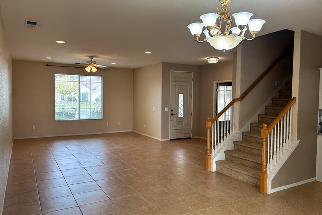 Building Photo - 851 N Hartnell Pl