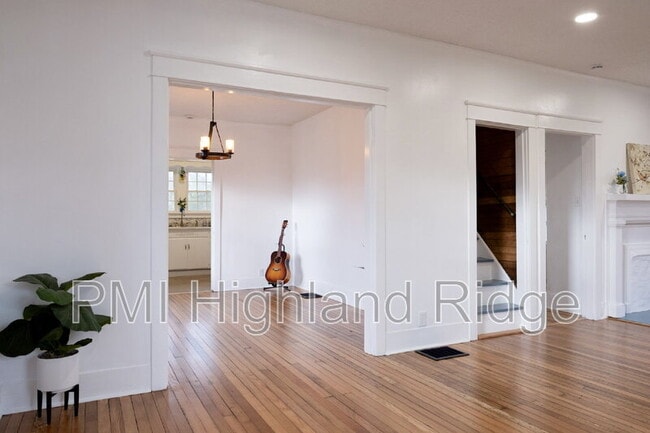 Building Photo - 217 Fite Ave E