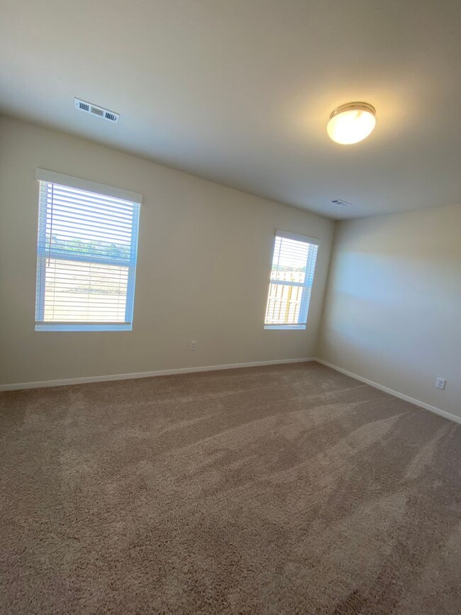 Building Photo - ***MARCH MADNESS SAVINGS!*** Four Bedroom ...