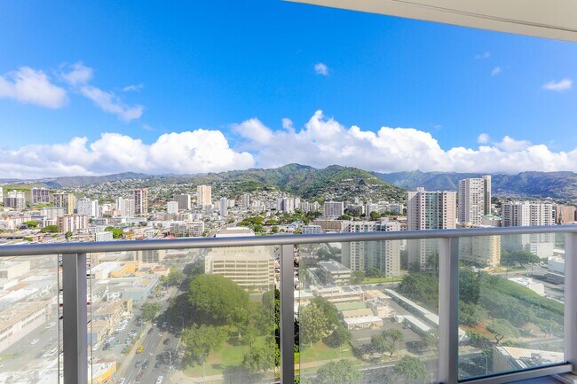 Building Photo - The Park on Keeaumoku - largest 2-bedroom residence offering 1,074 square feet of interior living...