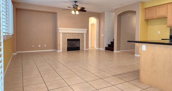 Building Photo - 4BD 3.5BA Waterfront Home on Cul-De-Sac in...