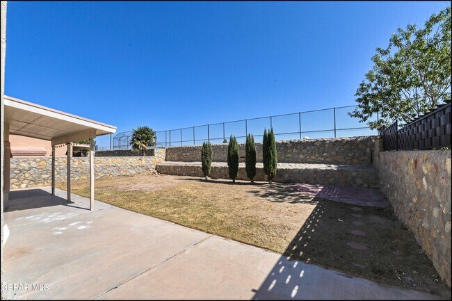 Building Photo - 452 Emerald Pass Ave