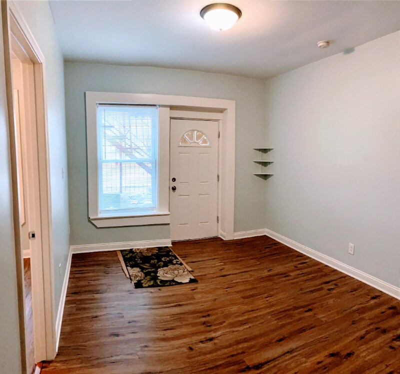 Building Photo - 4431 S Marshfield Ave