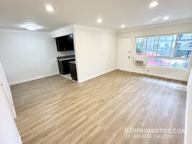 Building Photo - Brand New Renovated 1Bedroom 1Bathroom In ...