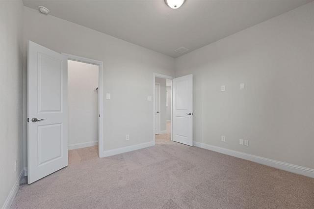Building Photo - 10643 Downy Cup Dr