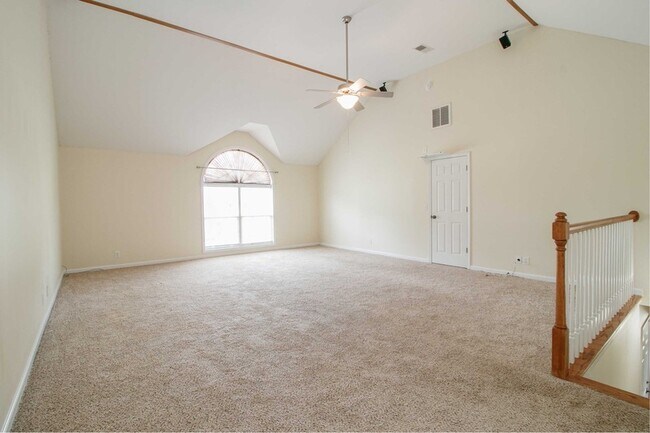 Building Photo - 2498 Hattington Dr