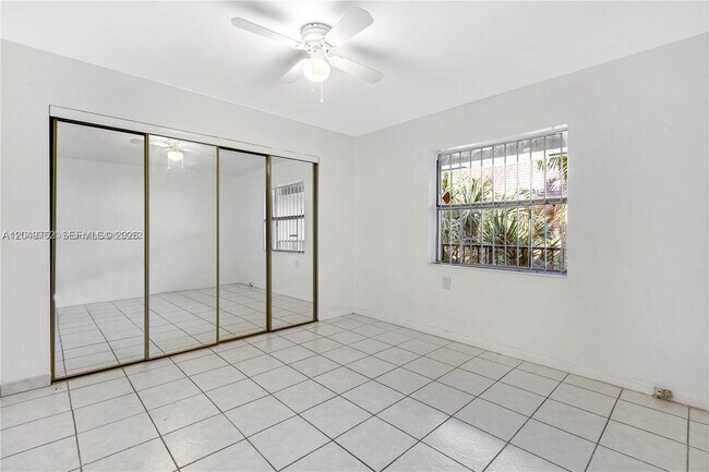 Building Photo - 11219 SW 88th St