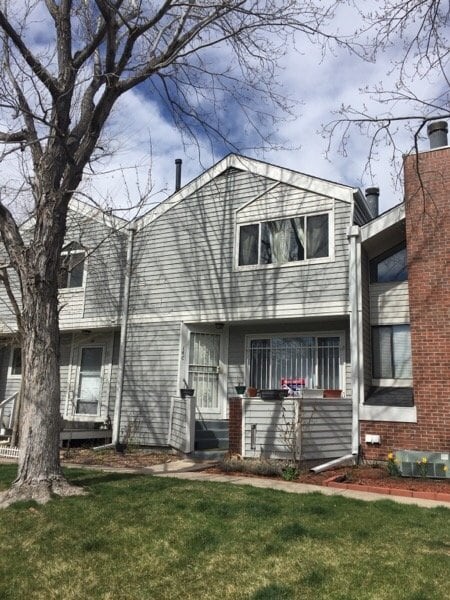 Building Photo - 2 Bdrm/2Bath with 2 Car Garage