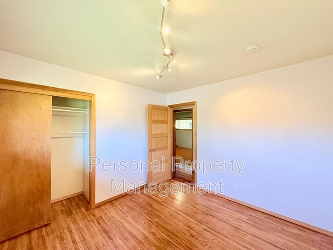 Building Photo - 1308 NW 50th St