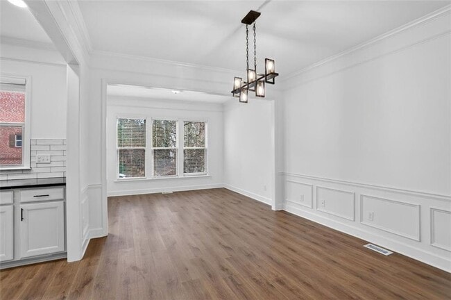 Building Photo - 3267 Ferncliff Ln