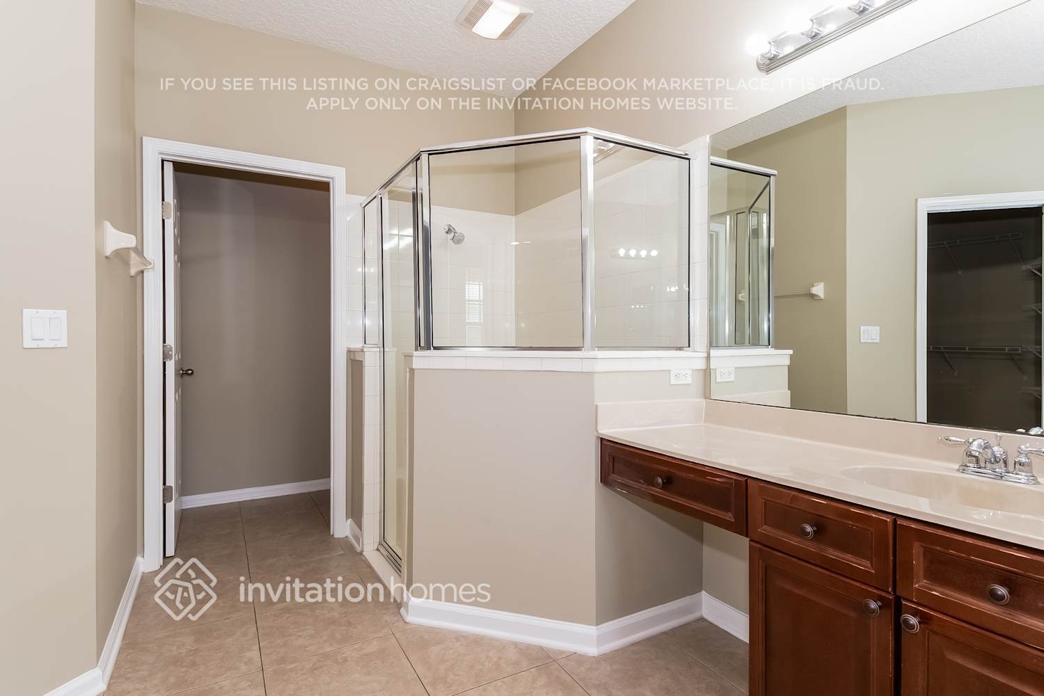 Building Photo - 2253 W Clovelly Ln