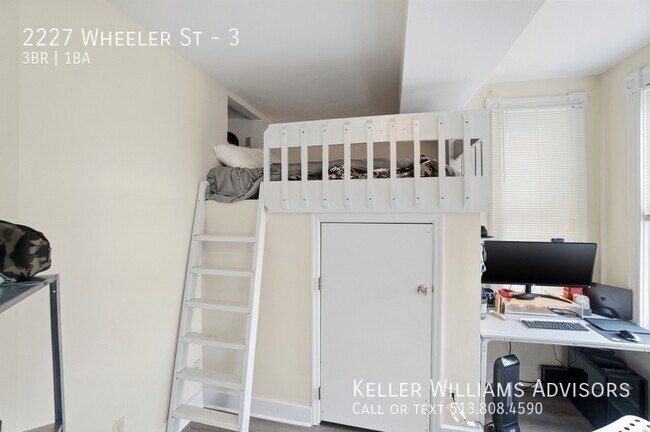 Building Photo - 2227 Wheeler St