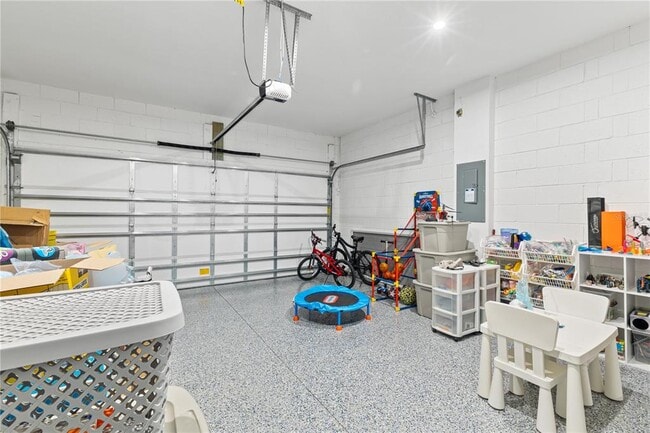 Building Photo - 3279 Canna Lily Pl