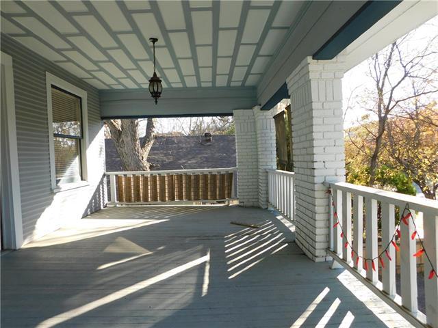 Building Photo - 826 N Bishop Ave