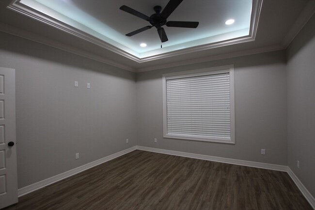 Building Photo - Stunning 3 bedroom 2 bath rental in Whitehouse! – A Must-See!