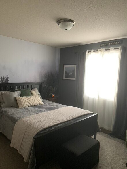 Bedroom 2 - 5401 NE 66th Dr