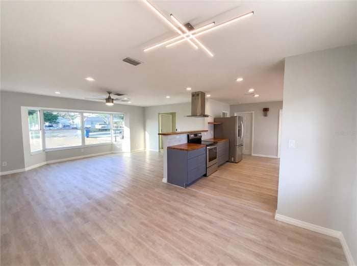 Building Photo - 408 Ocean Ct