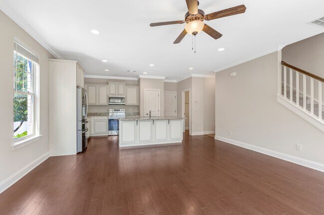 Building Photo - 1201 Moher Blvd