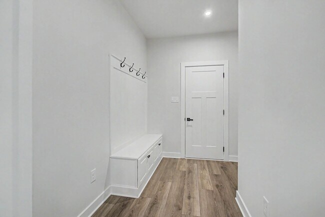 Building Photo - 239 Darden Dr