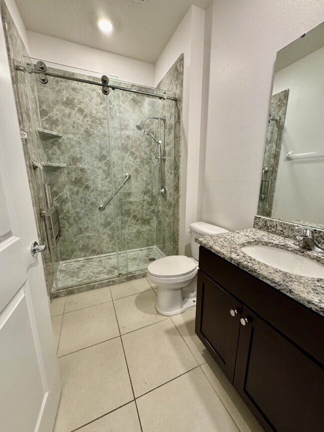 Building Photo - 13227 Waterleaf Garden Cir