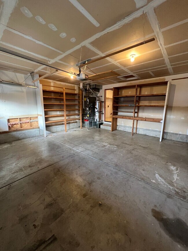 Building Photo - 3 Bedroom Home in Troutdale