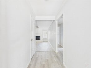 Building Photo - 11603 Gunsmoke Cir