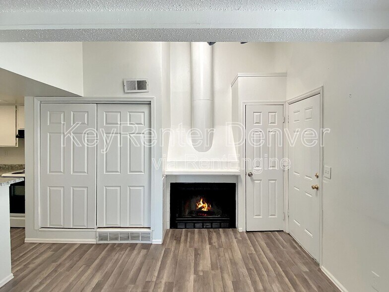 Primary Photo - 17053 E Tennessee Dr