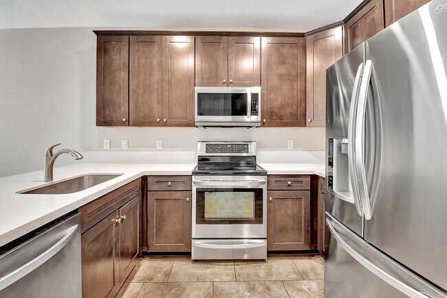 Building Photo - 12994 Anthorne Ln