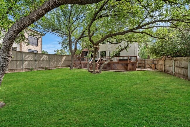 Building Photo - 11500 Emerald Falls Dr