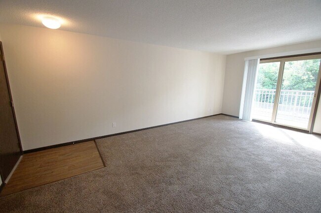Building Photo - Spacious Two Bedroom Classic Appaloosa Suite