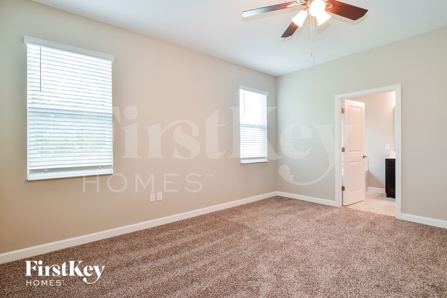 Building Photo - 4451 Seven Canyons Dr