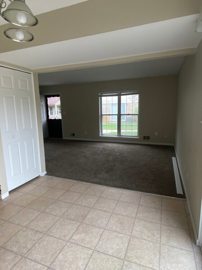 Building Photo - 34106 Garfield Cir