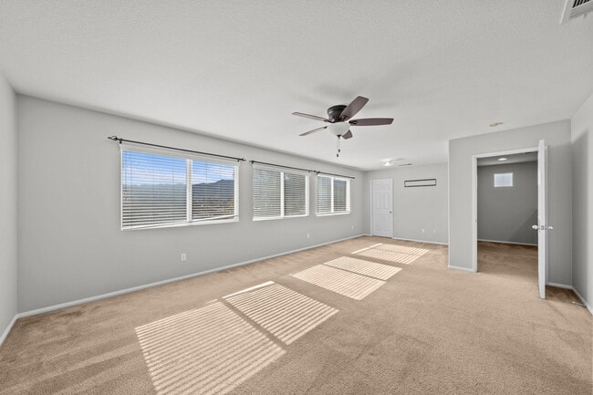 Building Photo - 34081 Clovis Way