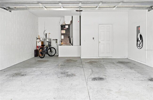 Building Photo - 3616 Valleyview Dr