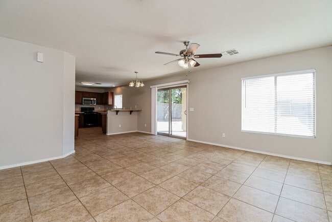 Building Photo - 39245 N Cali Cir