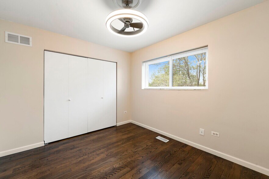Building Photo - 136 Mohawk Trl