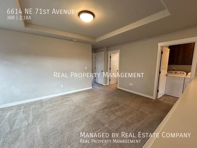 Building Photo - 6614 NE 71st Ave