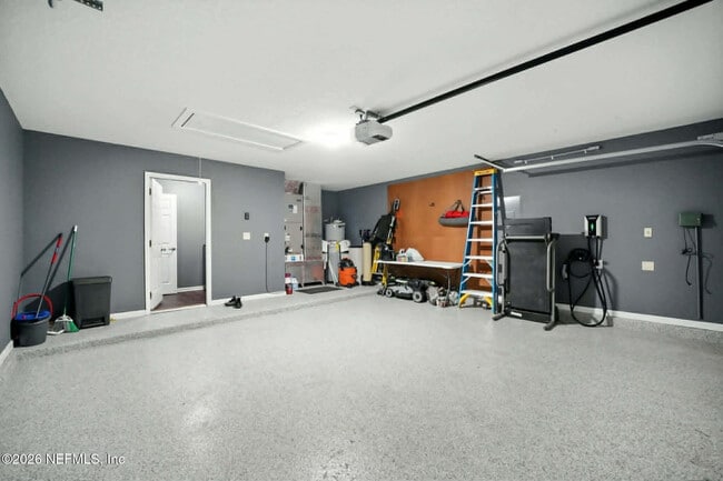 Building Photo - 832 Heritage Lakes Dr