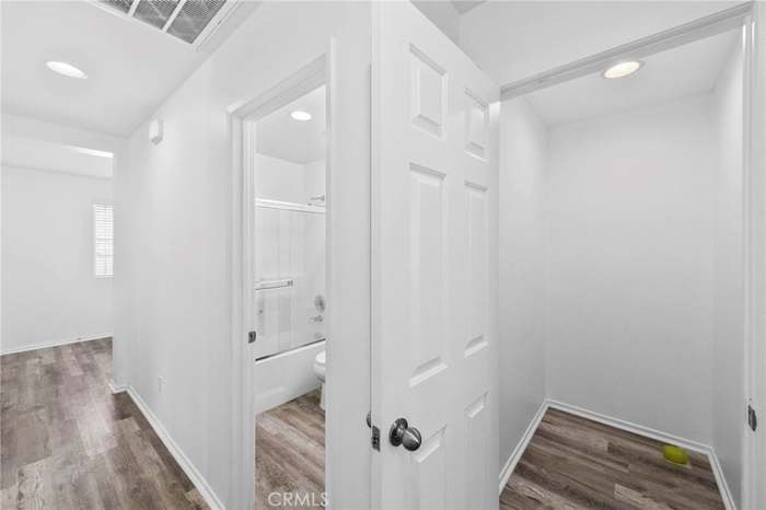 Building Photo - 35142 Sorrel Ln