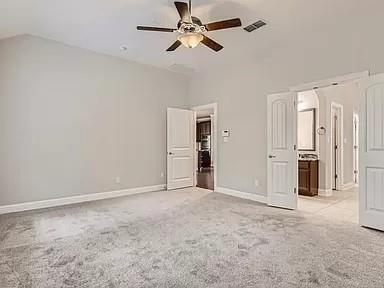 Building Photo - 8715 Vantage Point Dr
