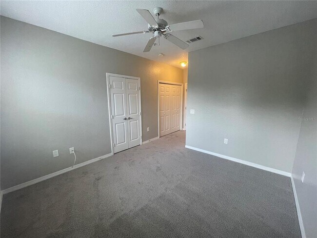 Building Photo - 18001 Richmond Pl Dr