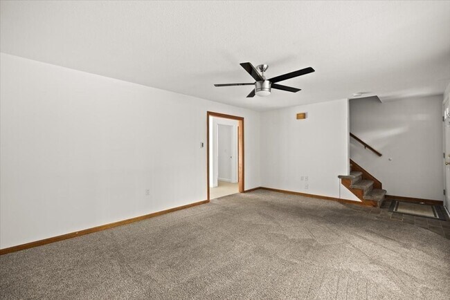 Building Photo - 9 Village Way