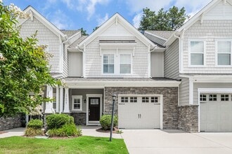 Building Photo - Gorgeous Moseley Townhome with Low-Maintenance Living!