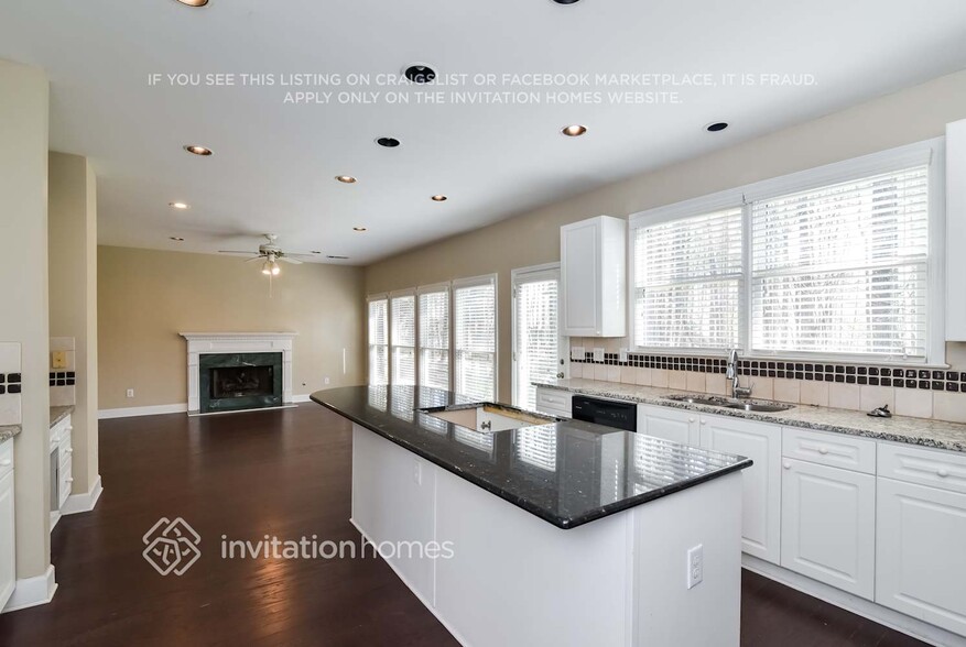Building Photo - 4550 Red Cedar Cove SW