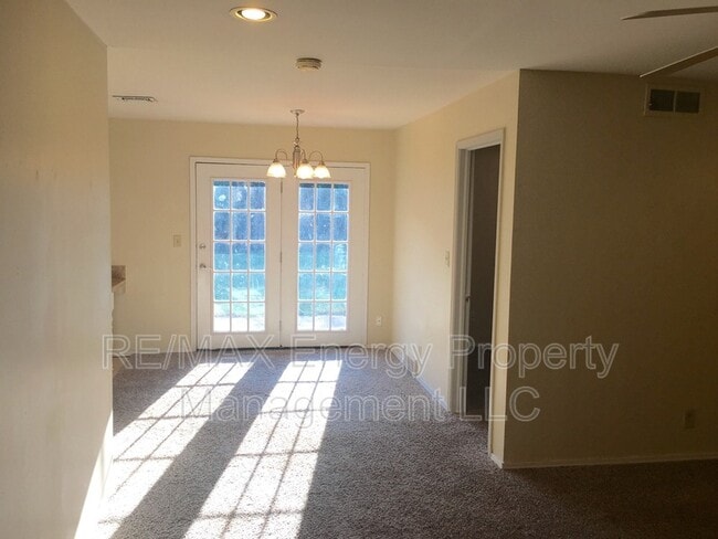 Building Photo - 5808 Rhode Island Ave