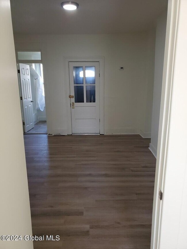 Building Photo - 509 23rd St