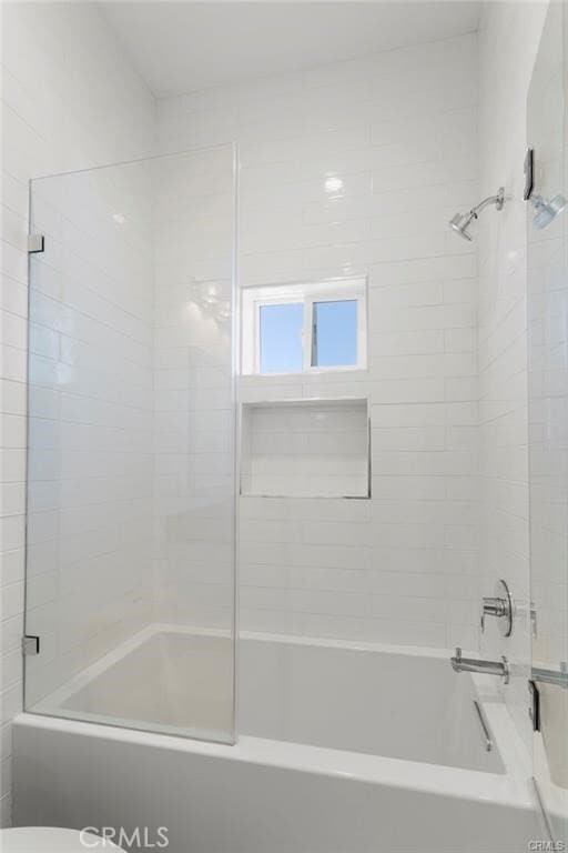 Building Photo - 5537 Vanalden Ave