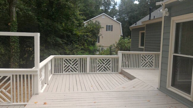 Building Photo - 3655 Liberty Ln