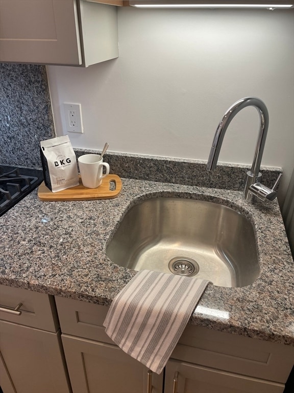 Building Photo - 52 Washington 302