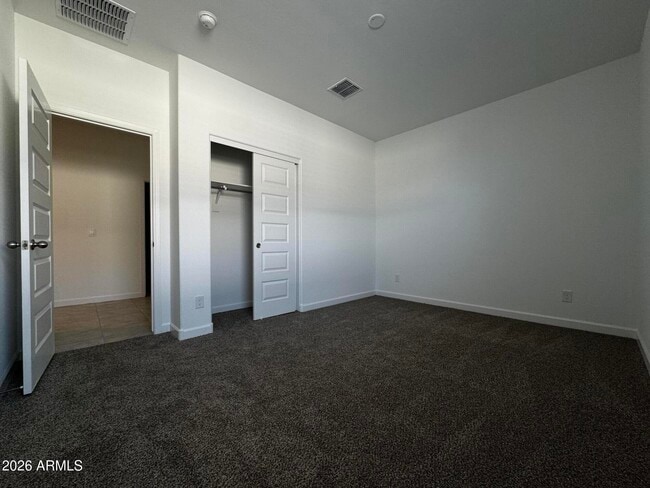 Building Photo - 5835 E Freesia Ln